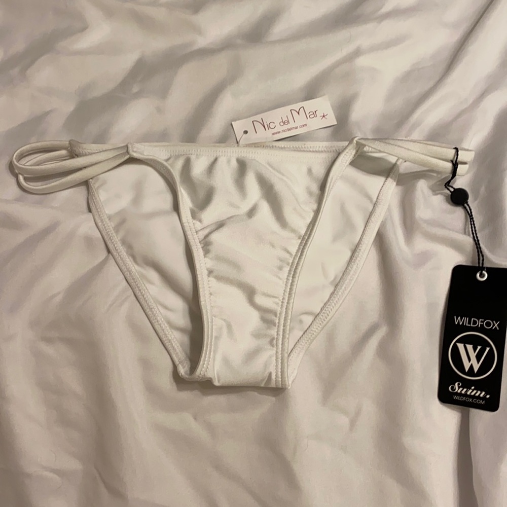Wildfox bikini bottom size S NWT